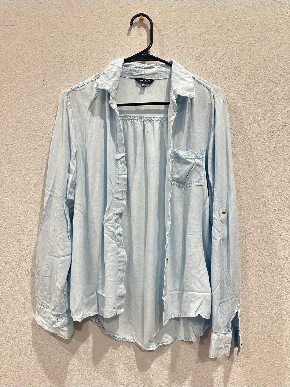 Sim & Sam Women’s Light Blue Casual Button-Up Shirt